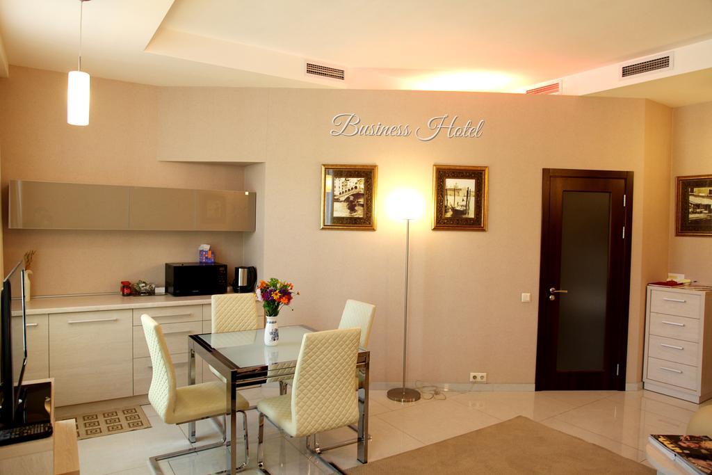 Business Hotel Carcóvia Quarto foto